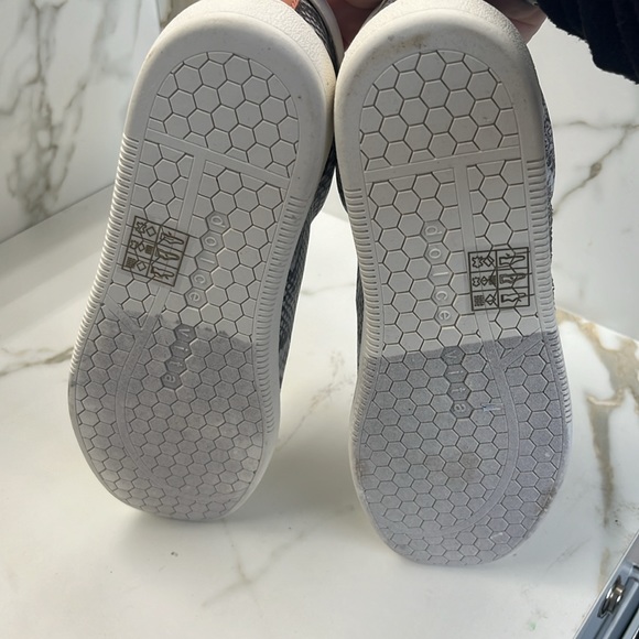 New dolce vita nova novelty sneaker with silver "glitter" accent - Picture 6 of 7